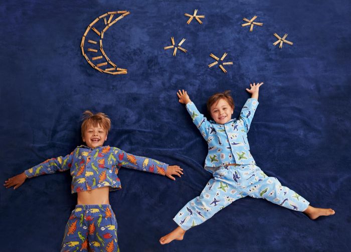 soiree pyjama theme