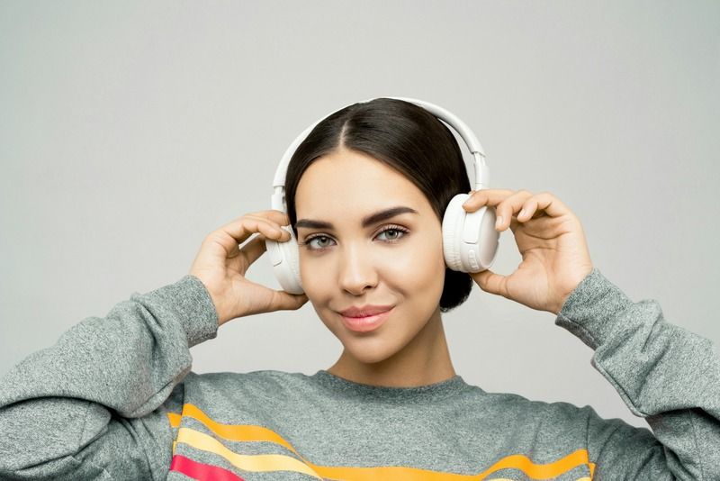 mettre un casque sans fil